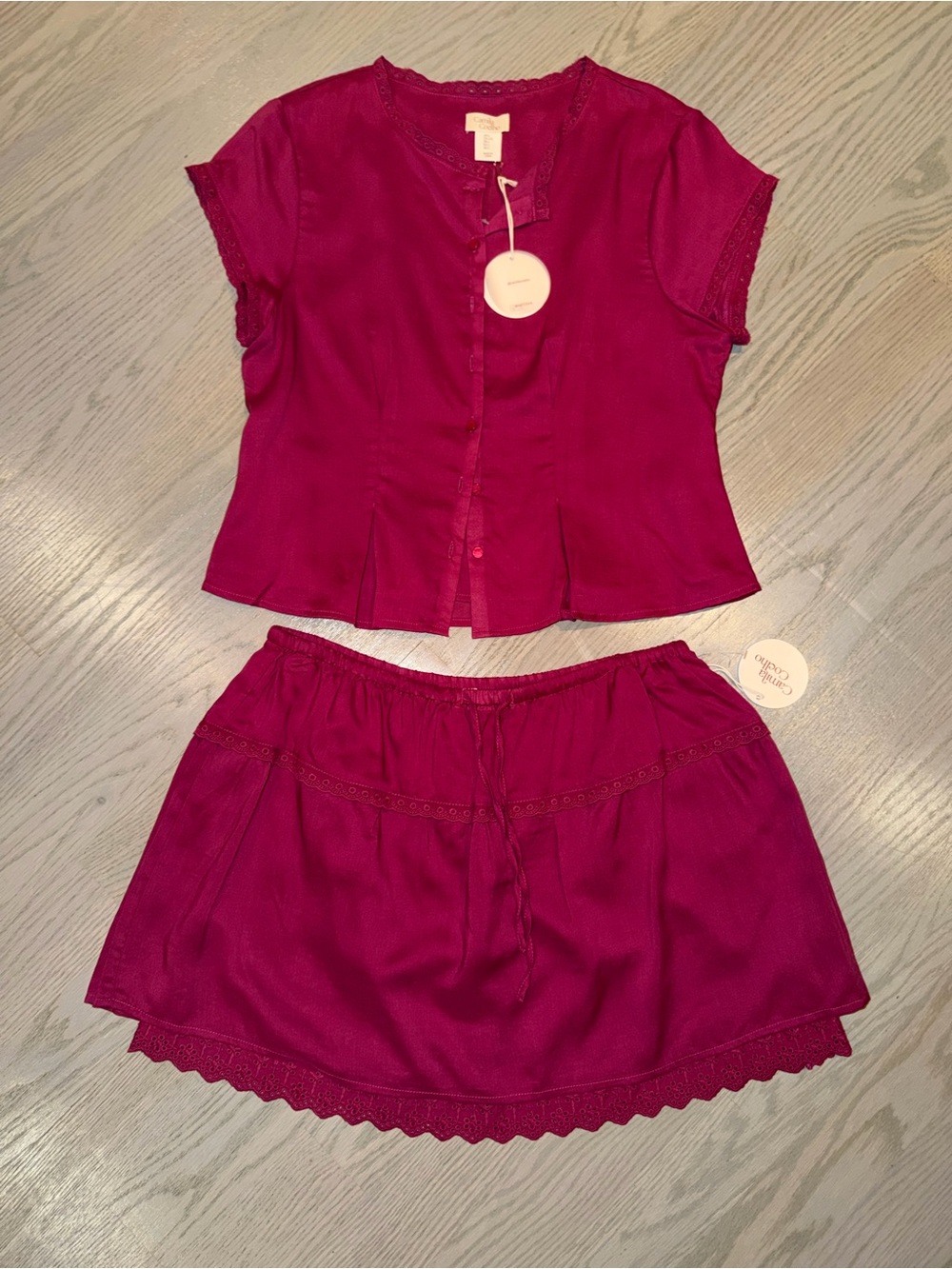 Camila Coelho Magenta Eyelet Lace Trim Two-Piece Set – Size Large – NWT